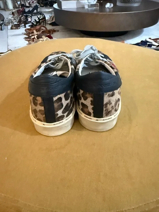 Golden Goose Leopard Print Sneakers with Red Star, Perfect Condition - Picture 3 of 6